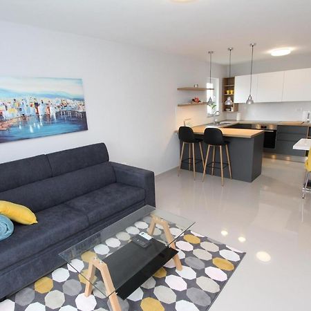 Apartment Sorriso 2 Rovinj Bagian luar foto